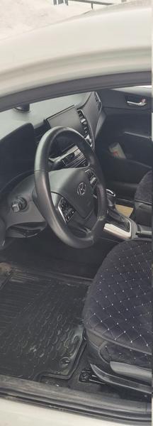 Hyundai Solaris 2022, фото 2