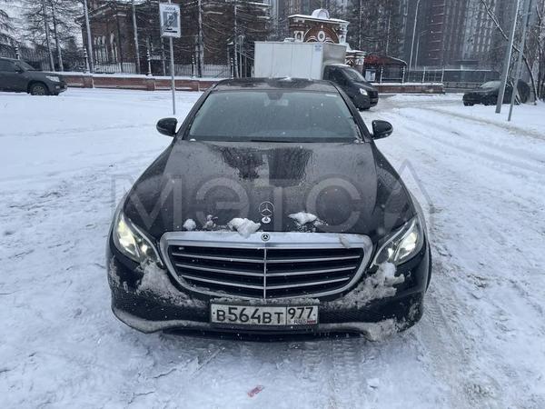 Mercedes-Benz Не указана 2020, фото 2