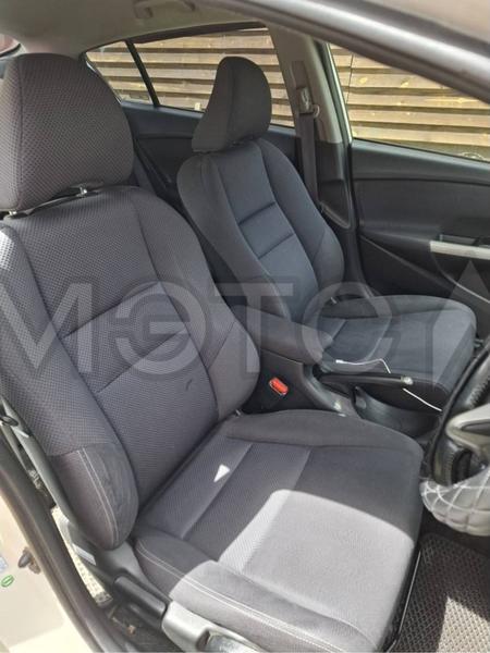 Honda Insight 2010, фото 7