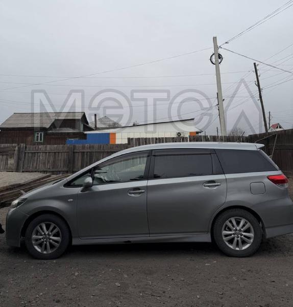 Toyota Wish 2009, фото 3
