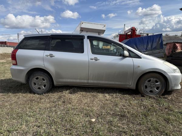 Toyota Wish 2005, фото 19