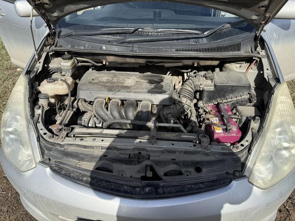 Toyota Wish 2005, фото 3