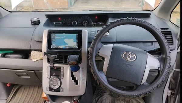 Toyota Noah 2008, фото 5