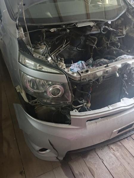 Toyota Voxy 2009, фото 9