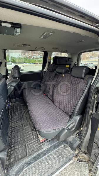 Toyota Voxy 2012, фото 7