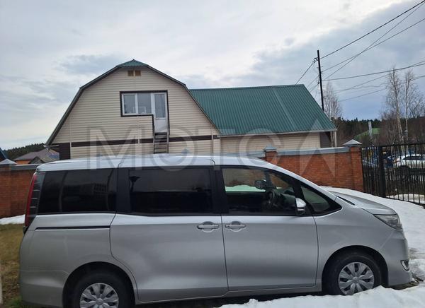 Toyota Noah 2018, фото 2