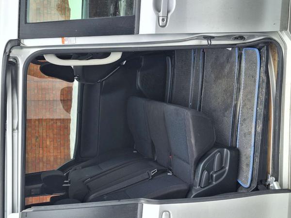 Toyota Noah 2018, фото 20