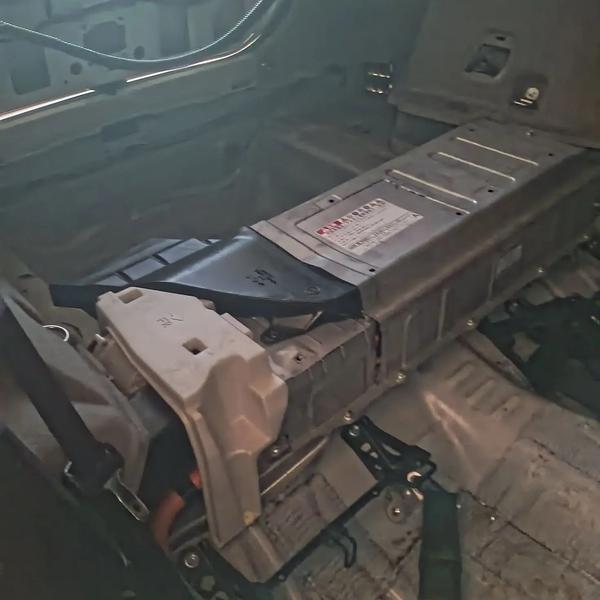 Toyota Prius 2012, фото 19