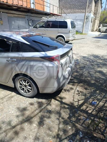 Toyota Prius 2017, фото 4