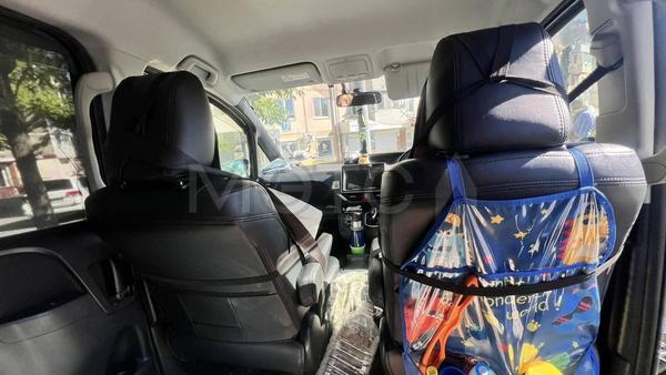 Toyota Voxy 2014, фото 6