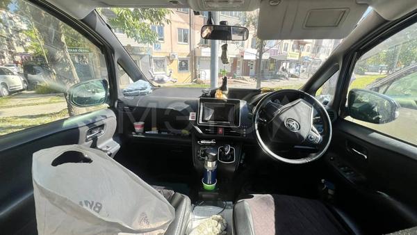 Toyota Voxy 2014, фото 7