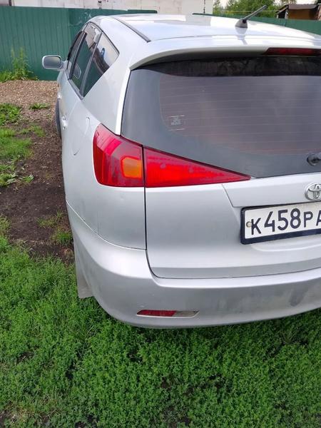 Toyota Caldina 2003, фото 3